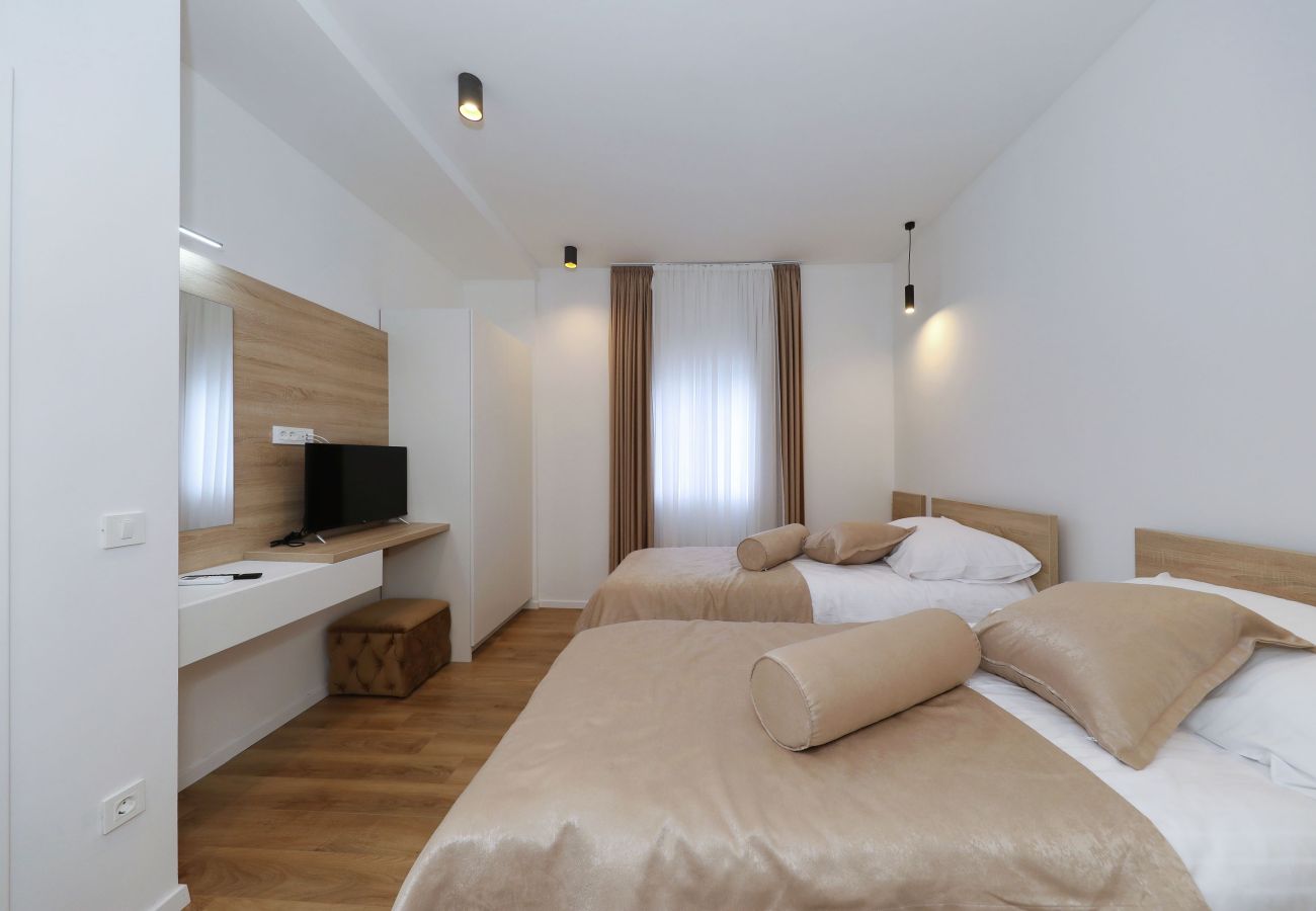 Villa in Kruševo - Villa Zrmanja