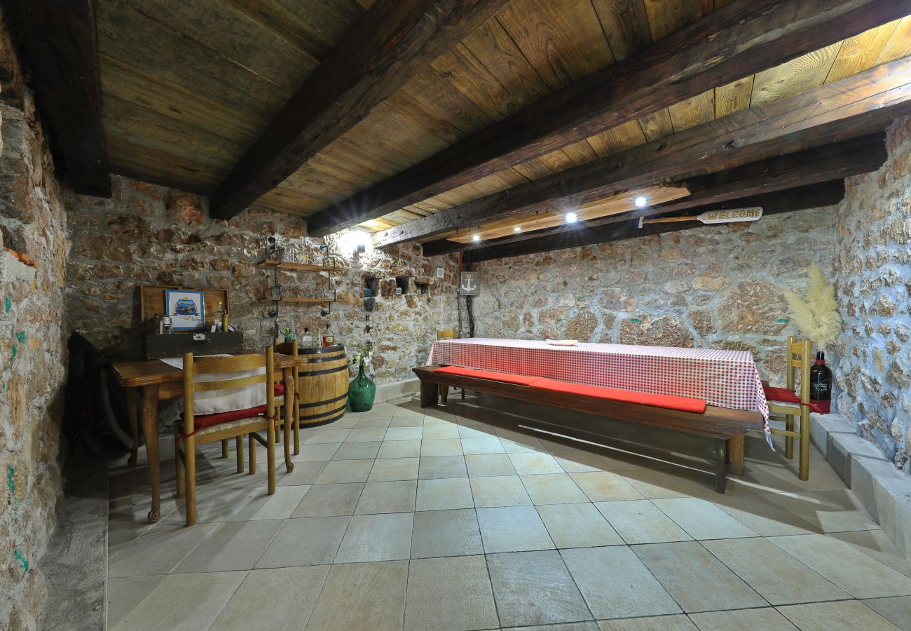 Ferienhaus in Starigrad - Ferienhaus Milovac nahe Paklenica