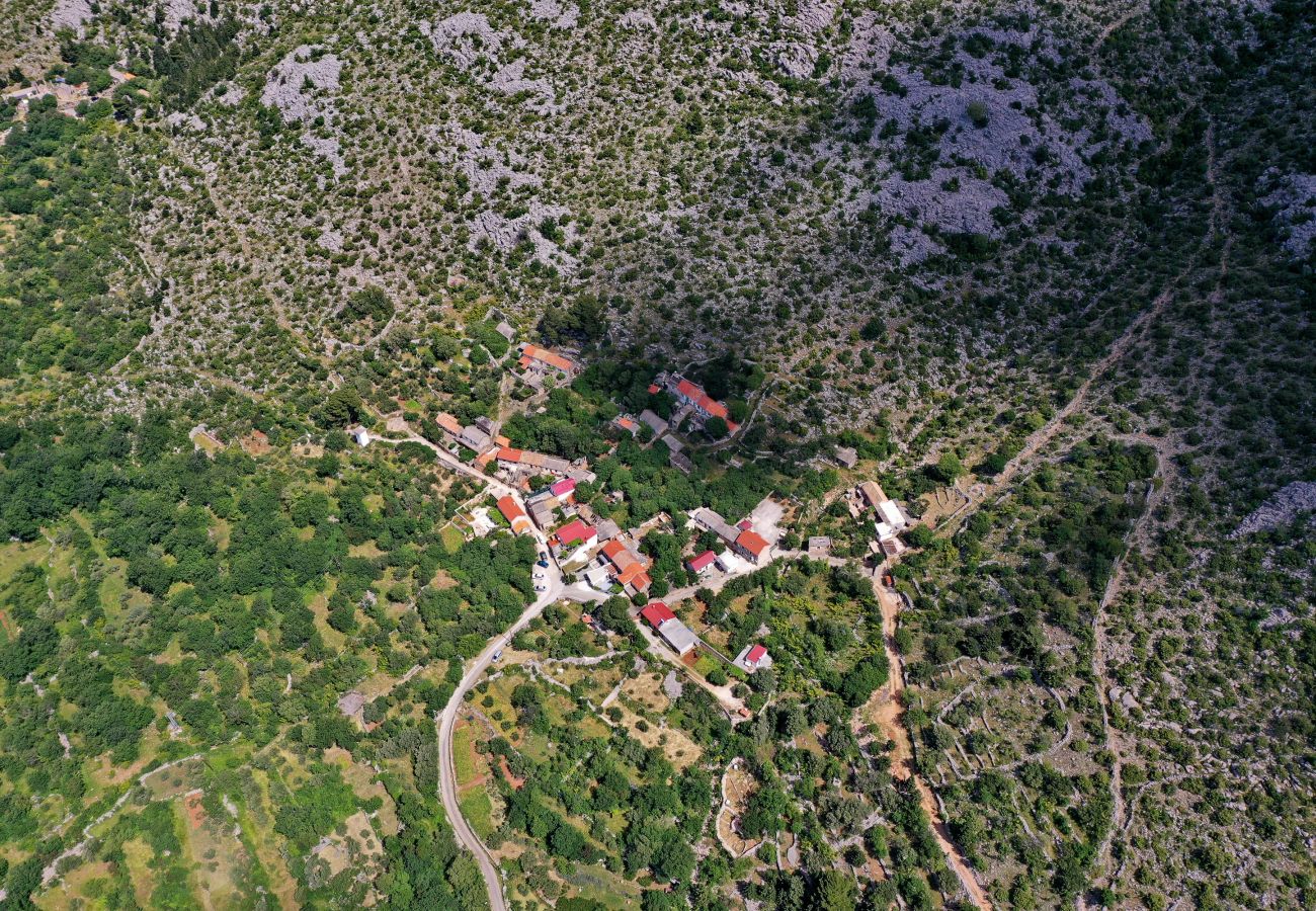 Ferienhaus in Starigrad - Ferienhaus Milovac nahe Paklenica