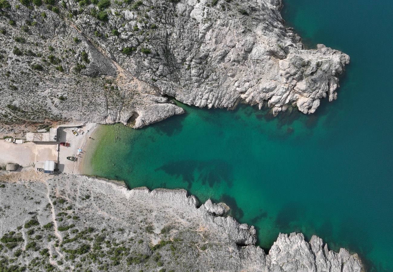 Ferienhaus in Vrsi - Eda, Ferienhaus mit Pool, Terrasse & Grill