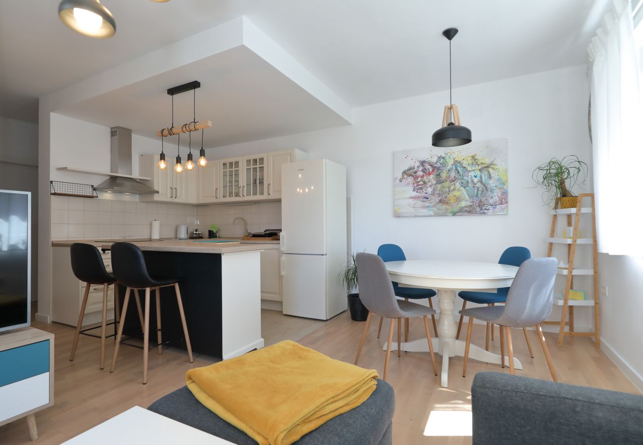 Ferienwohnung in Zadar - Bajana, Ferienwohnung für Paare, zentrale Lage