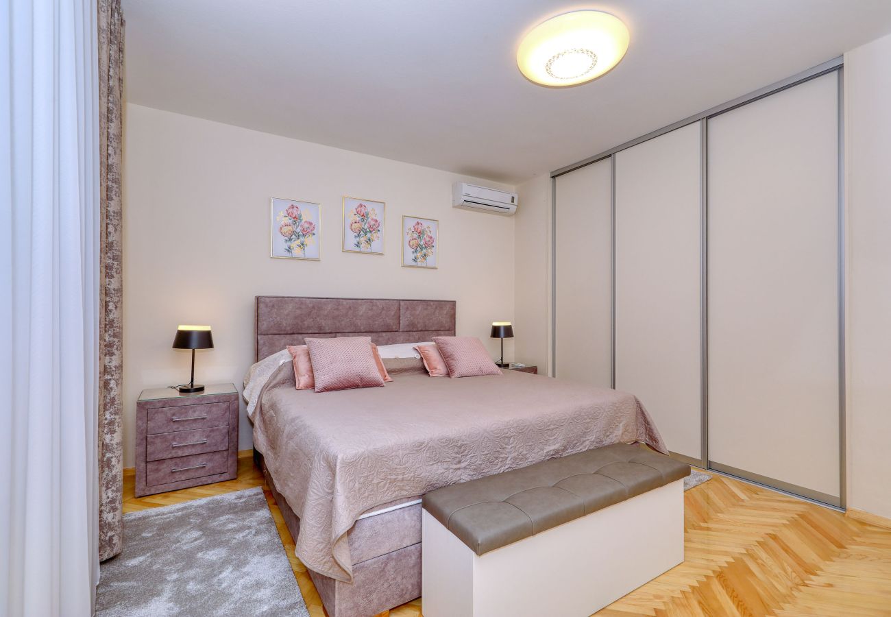 Ferienhaus in Ljubac - Ferienhaus ROSE