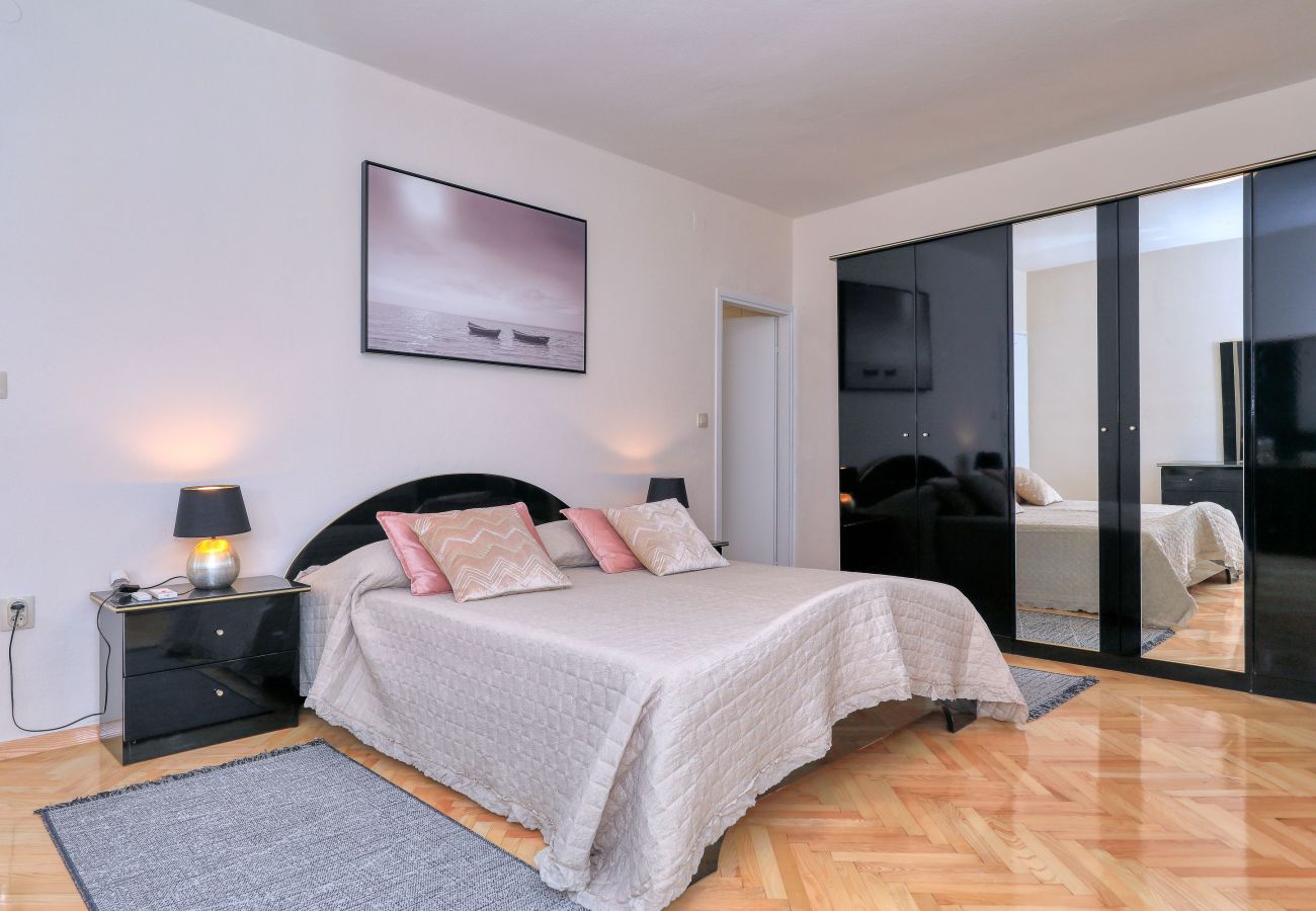 Ferienhaus in Ljubac - Ferienhaus ROSE