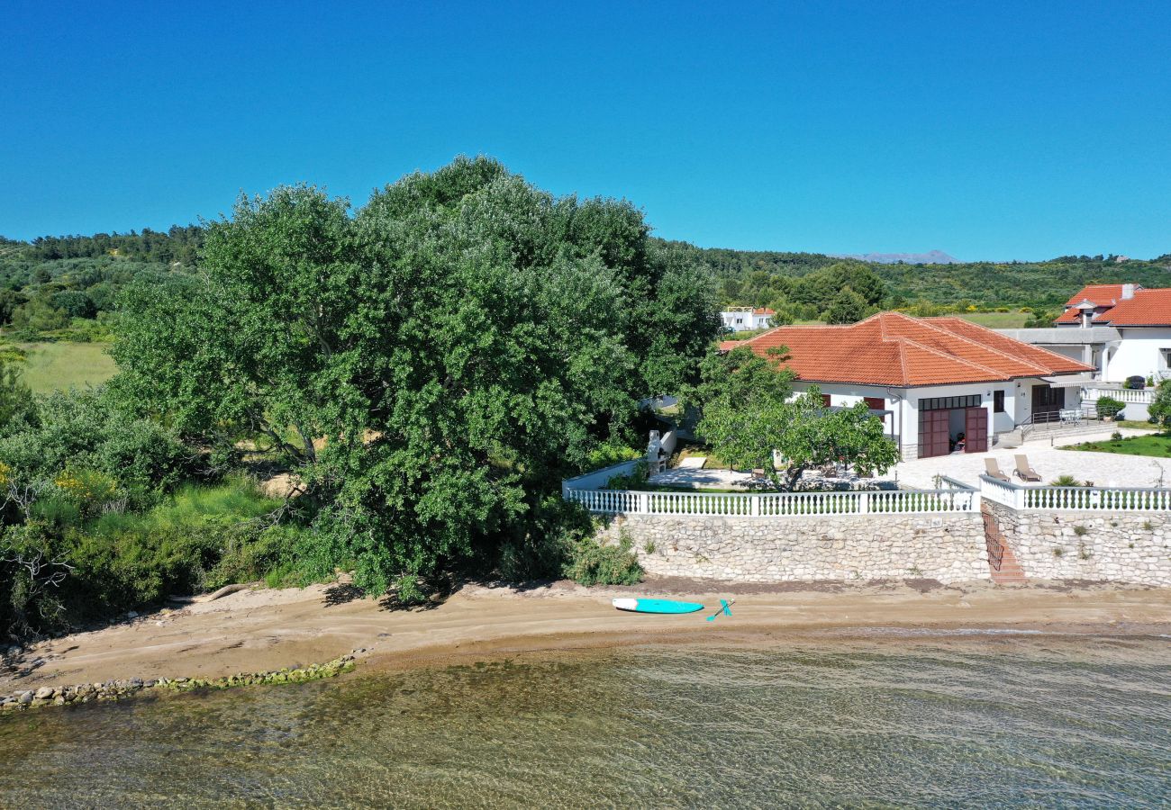 Ferienhaus in Ljubac - Ferienhaus ROSE