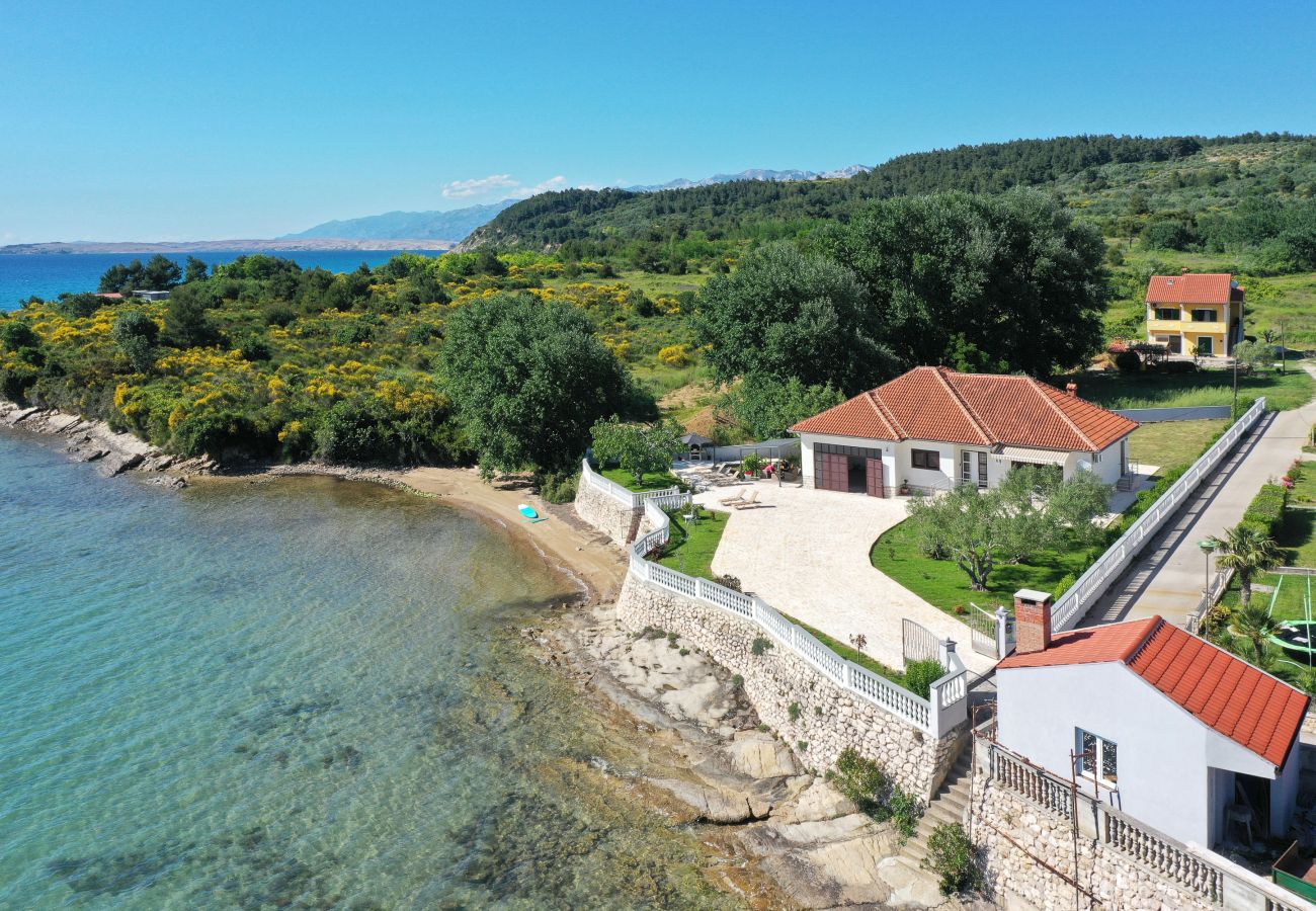 Ferienhaus in Ljubac - Ferienhaus ROSE