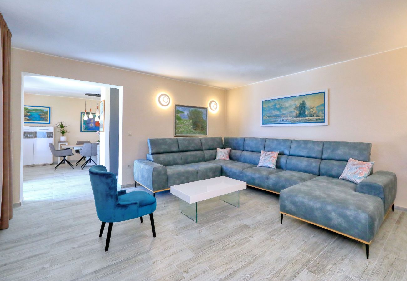 Ferienhaus in Ljubac - Ferienhaus ROSE