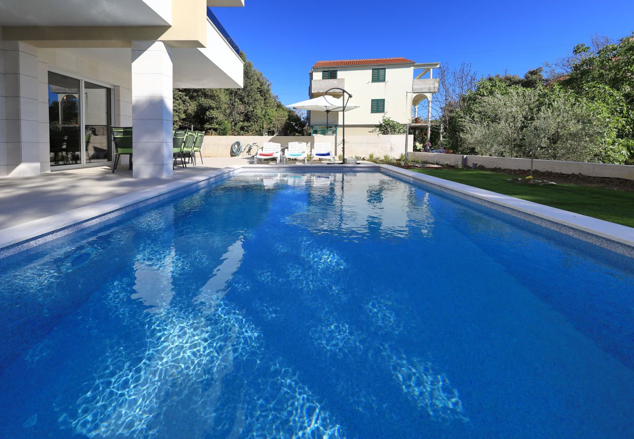 Ferienwohnung in Kožino - Vidalis No.2 (bazen)