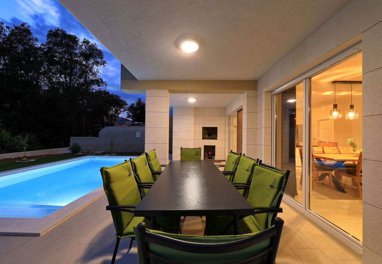 Ferienwohnung in Kožino - Vidalis No.2 (bazen)