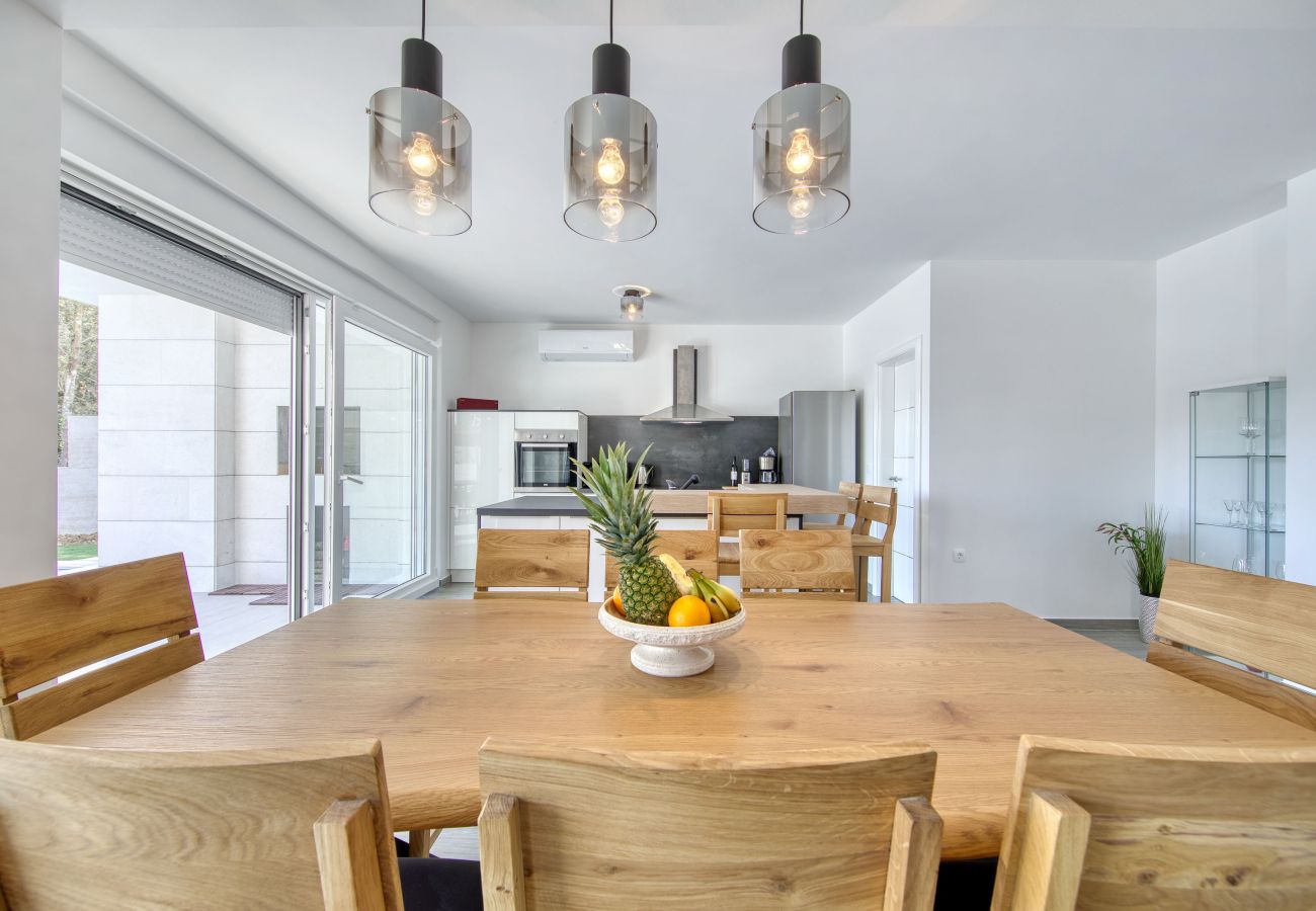 Ferienwohnung in Kožino - Vidalis No.2 (bazen)