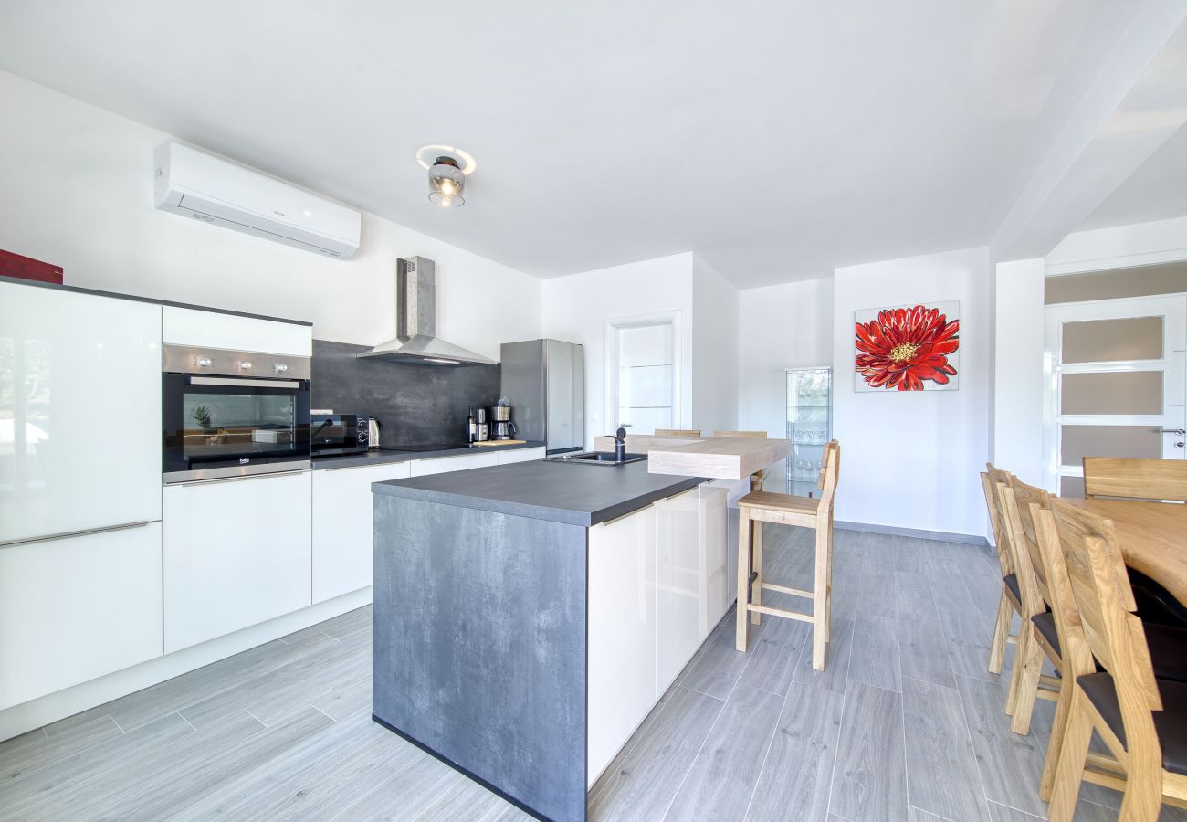 Ferienwohnung in Kožino - Vidalis No.2 (bazen)