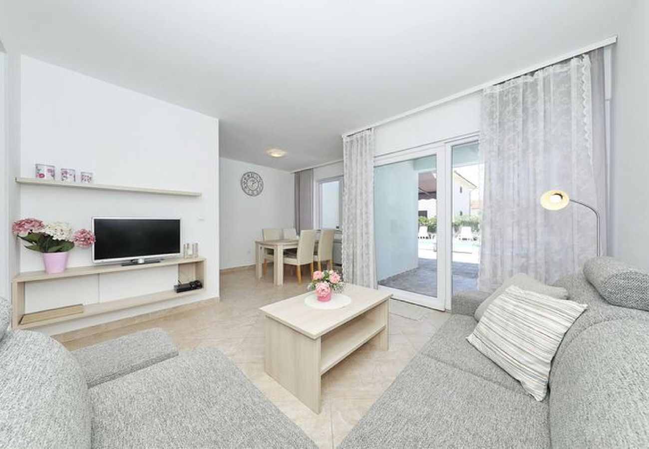 Ferienwohnung in Privlaka - -