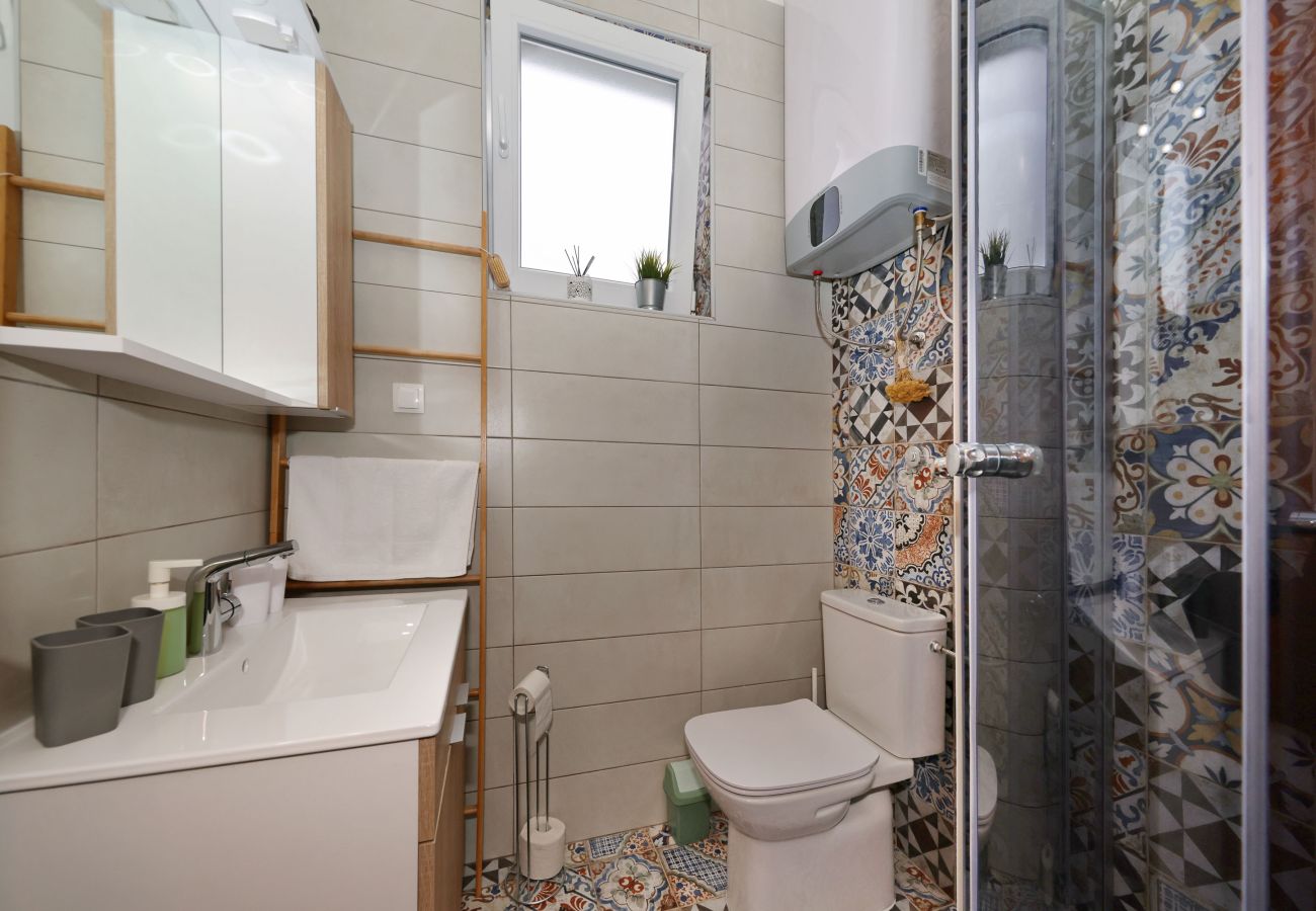 Ferienhaus in Vir -  Malo Fali 