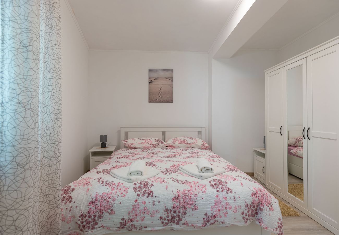 Ferienwohnung in Maslenica - Sidro, Schöne Ferienwohnung mit Meerblick,