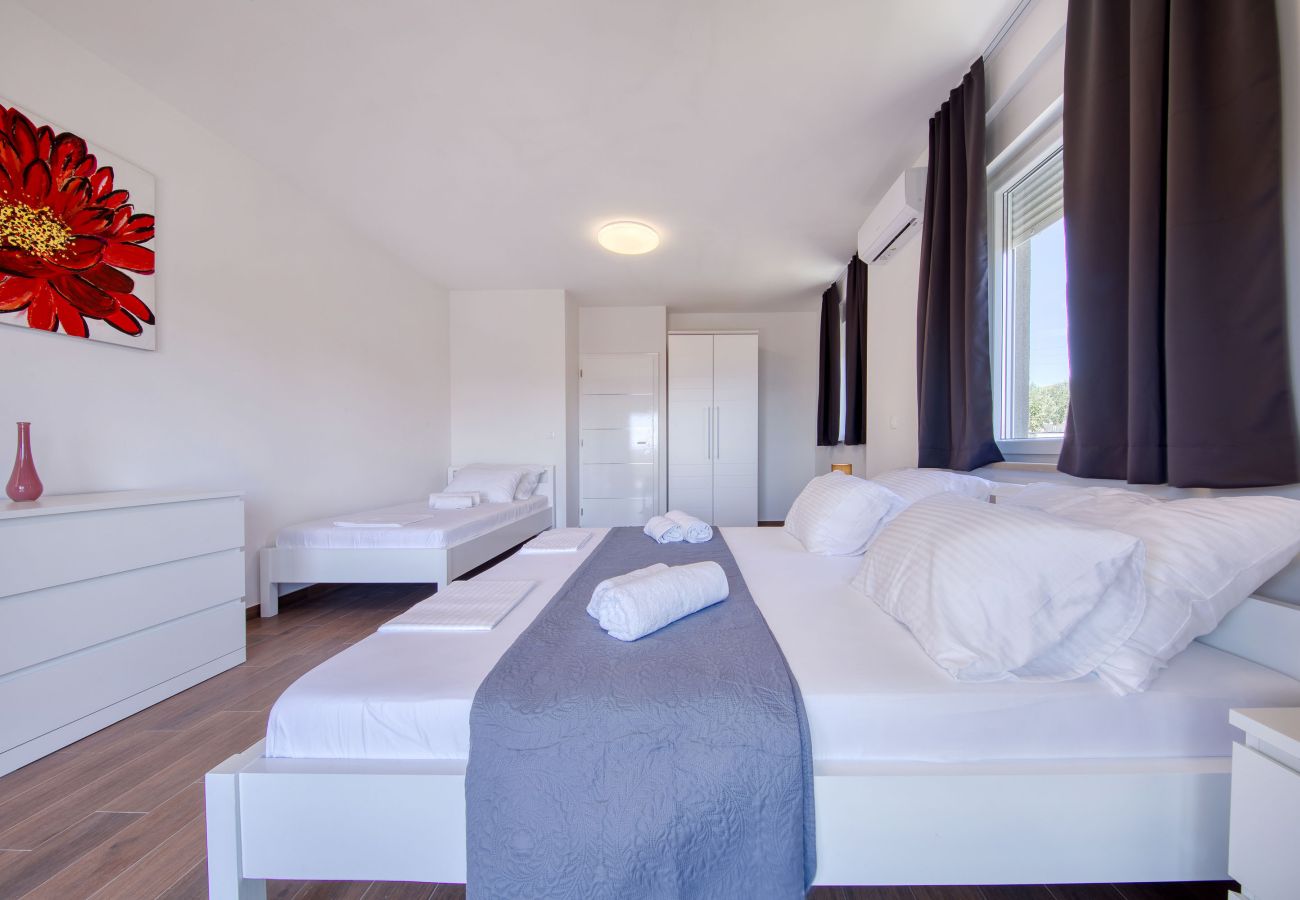 Ferienwohnung in Kožino - Vidalis No.1