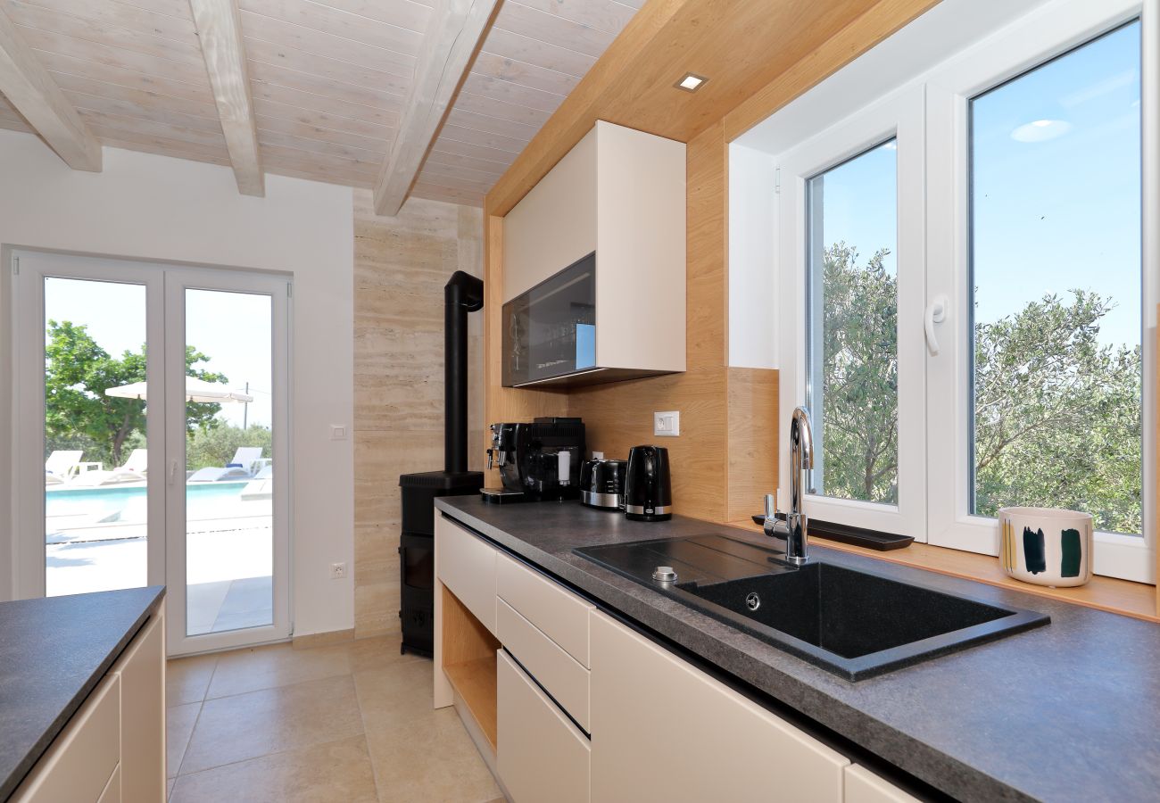 Villa in Vrsi - Villa Angelina