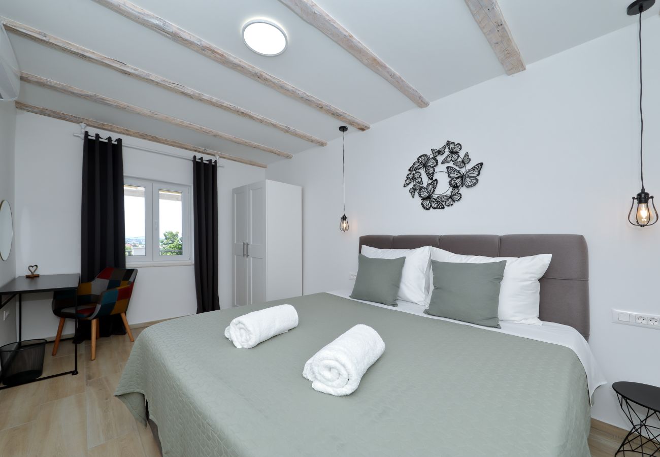 Villa in Vrsi - Villa Angelina