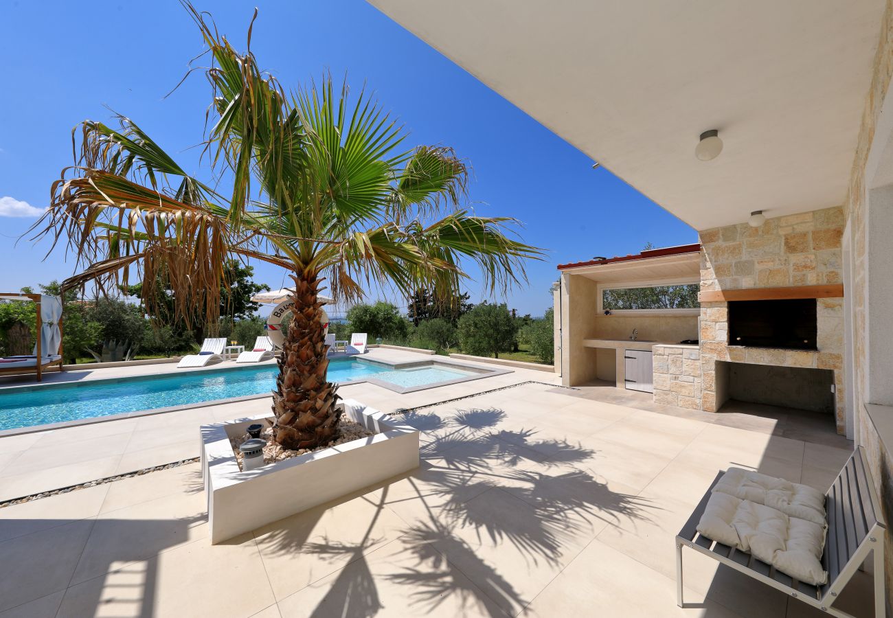 Villa in Vrsi - Villa Angelina