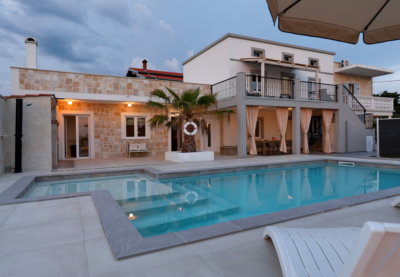 Villa in Vrsi - Villa Angelina