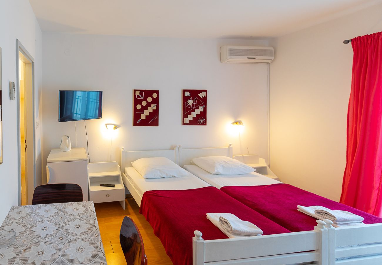 Zimmeranmietung in Starigrad - Tinka, Zimmer No 9