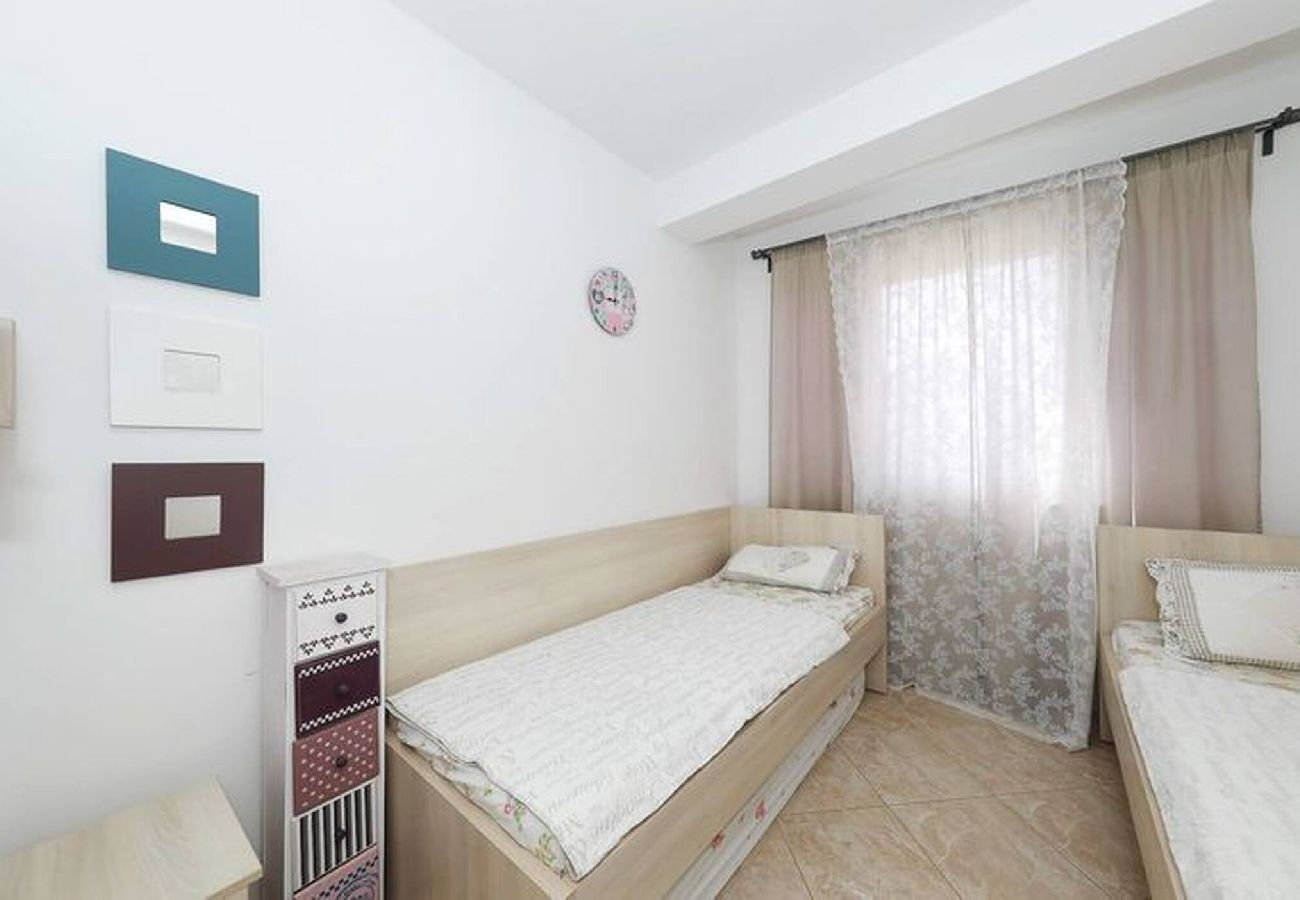 Ferienwohnung in Privlaka - -