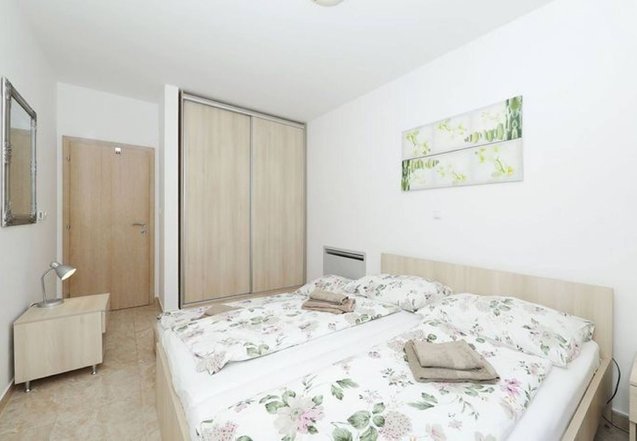 Ferienwohnung in Privlaka - -