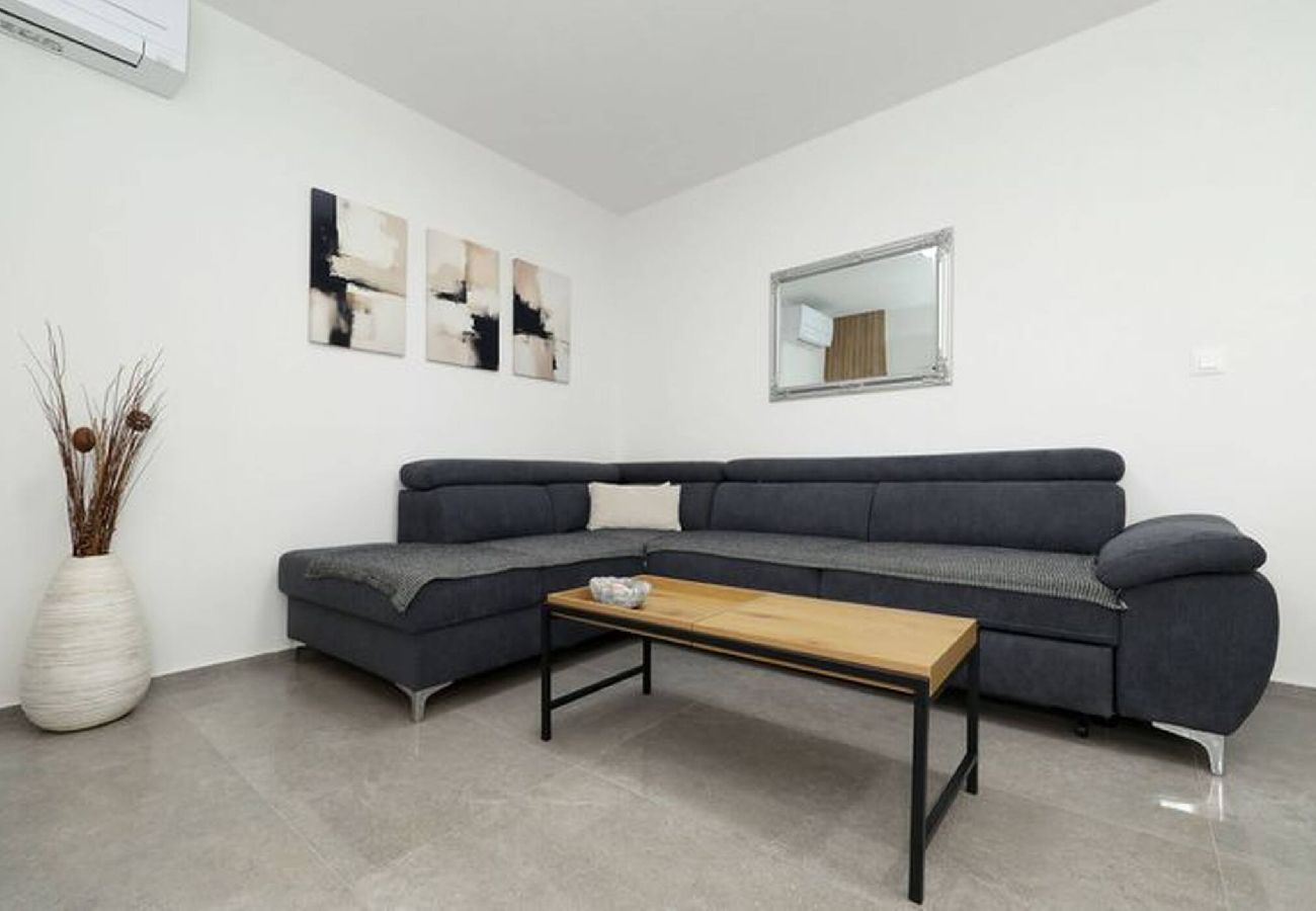 Ferienwohnung in Vir - Cicak, No.1