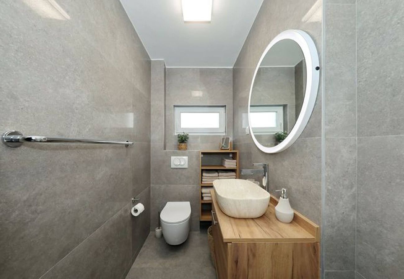 Ferienwohnung in Vir - Cicak, No.1