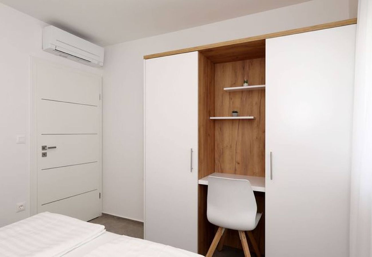 Ferienwohnung in Vir - Cicak, No.1