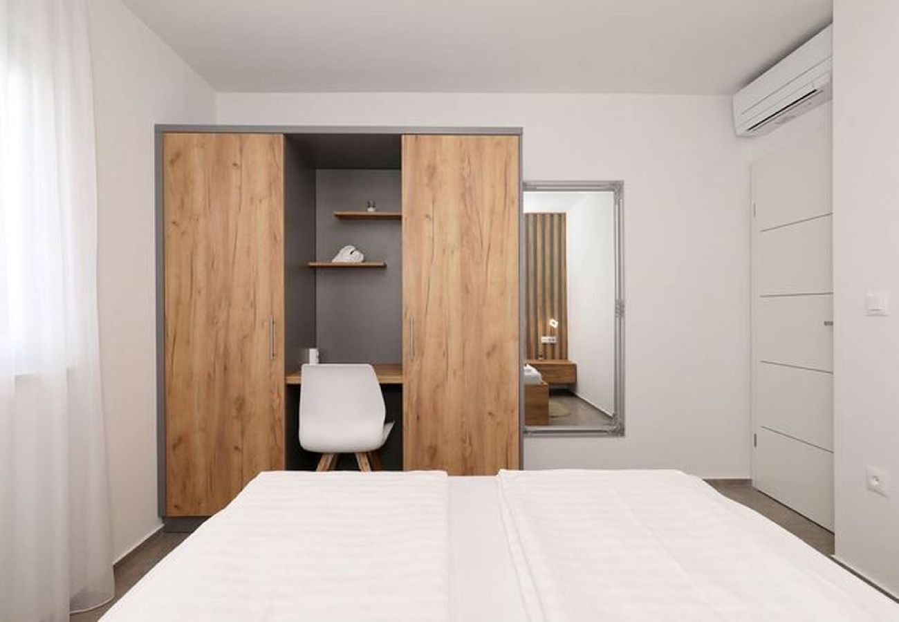 Ferienwohnung in Vir - Cicak, No.1