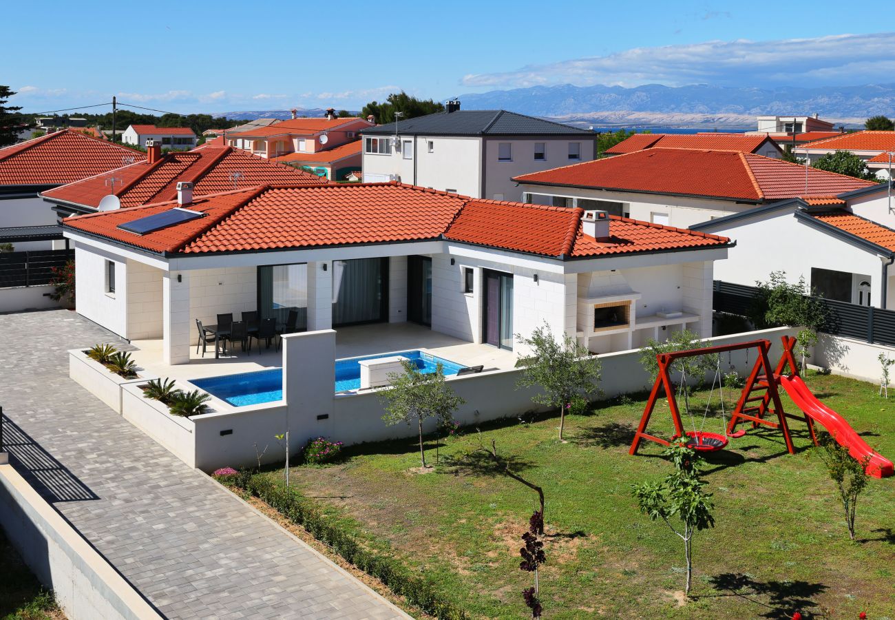 Villa in Vir - Mariva