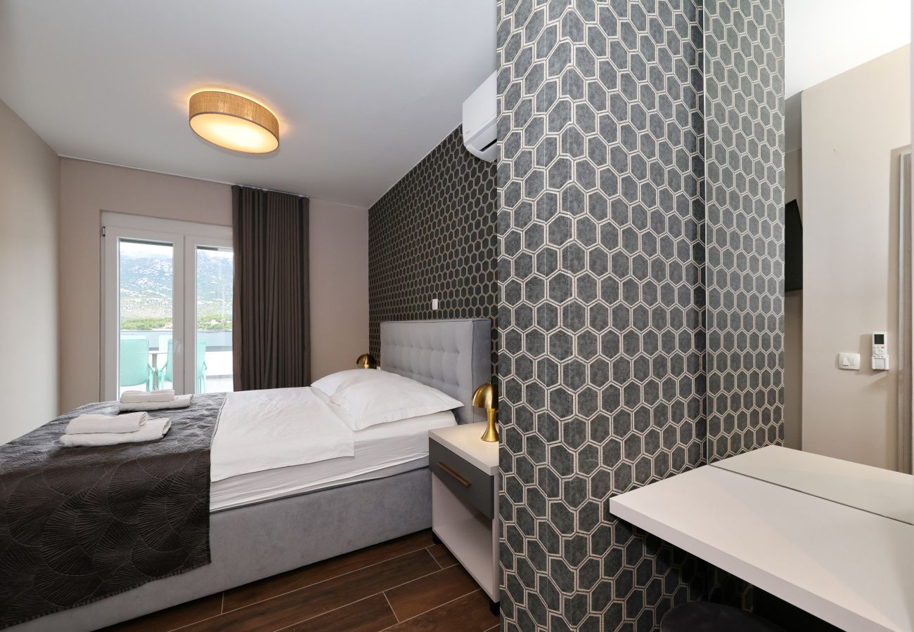 Villa in Rovanjska - Wave of love mit Pool ,strandnah