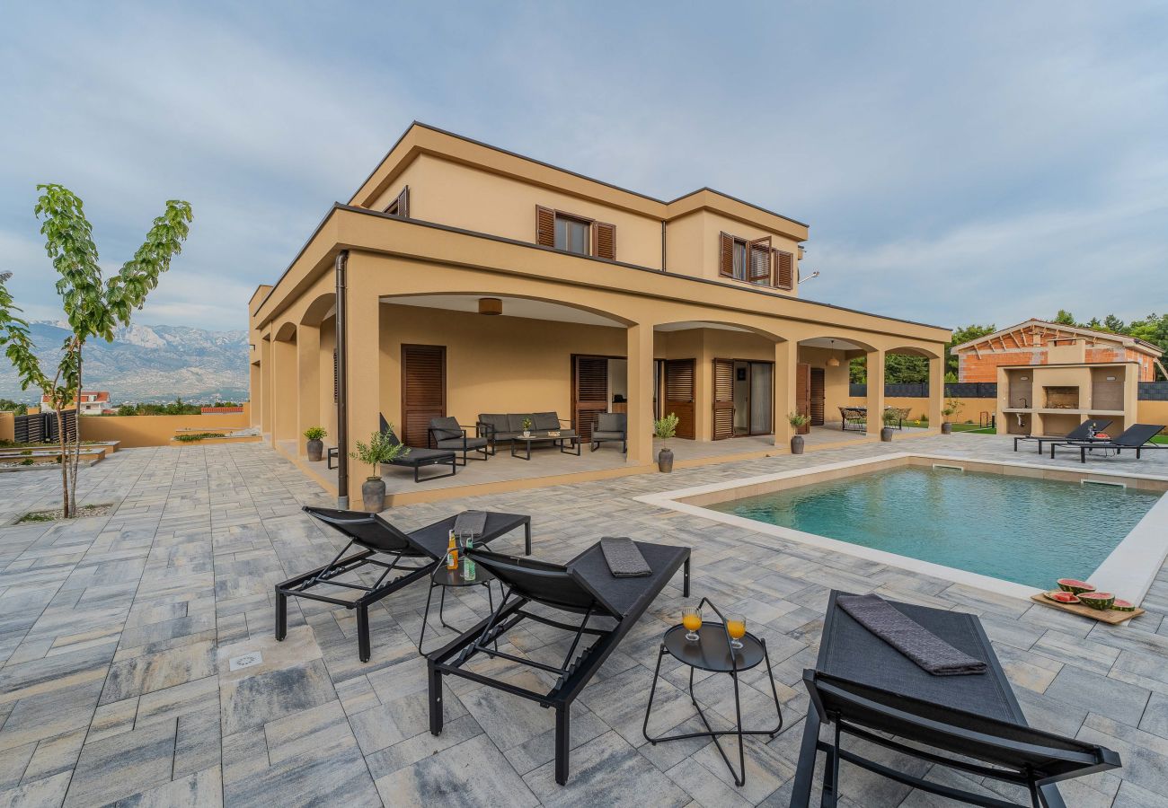 Ferienhaus in Ražanac - Pecora Nera