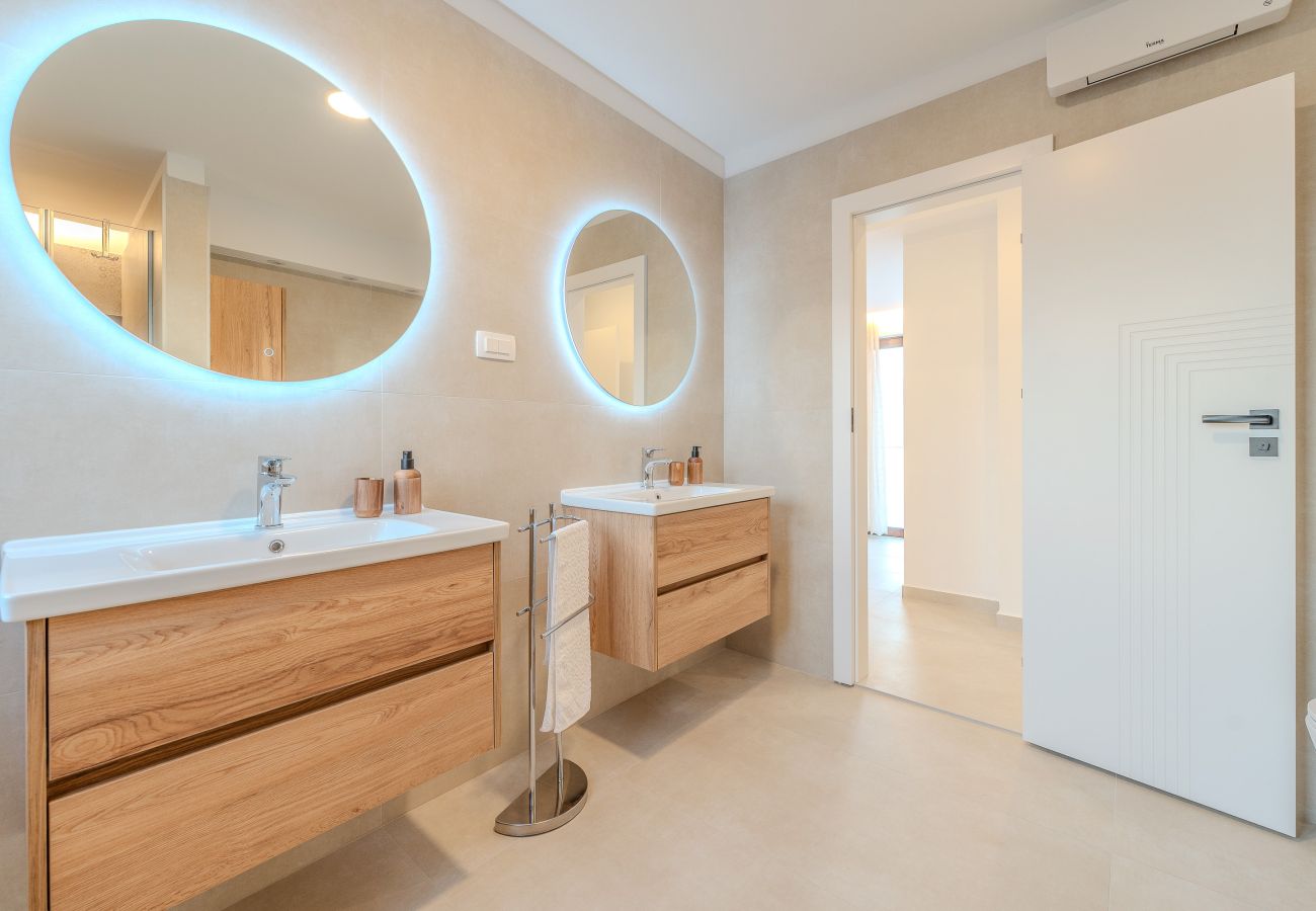 Ferienhaus in Ražanac - Pecora Nera