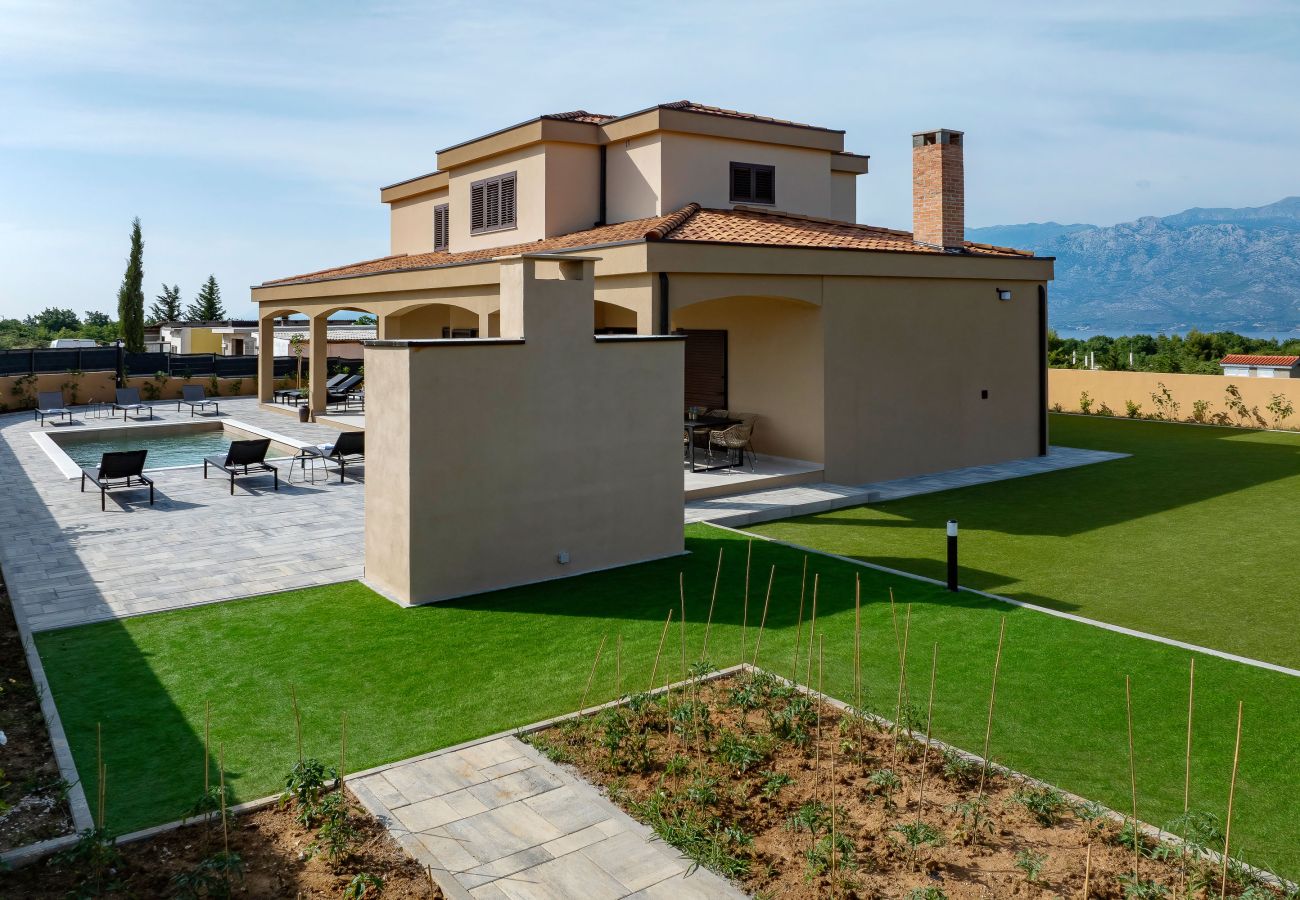 Ferienhaus in Ražanac - Pecora Nera