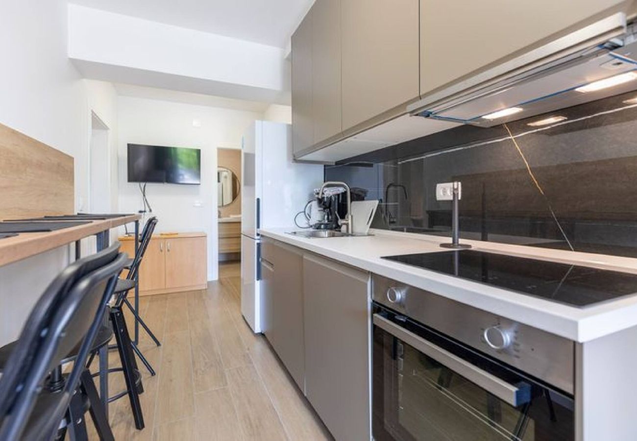 Ferienwohnung in Starigrad - Studio Stanic No.2 mit Terrasse