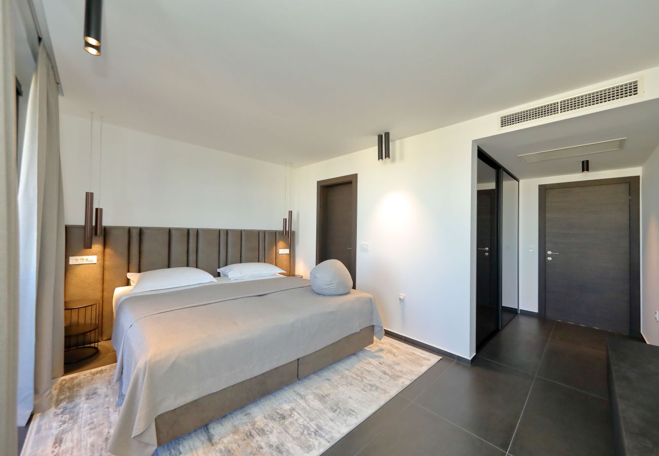 Villa in Vir - Villa pot