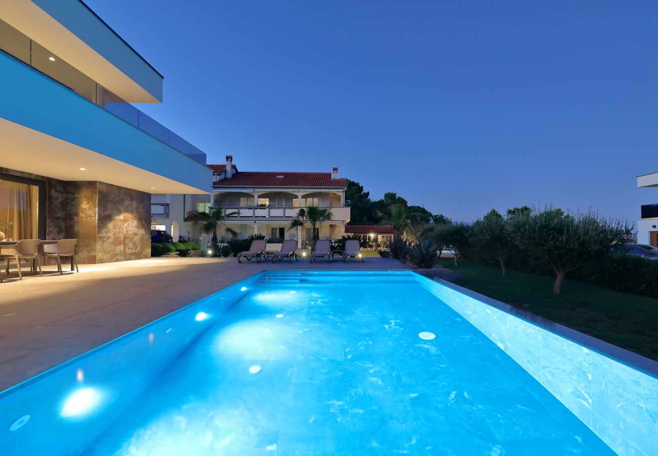 Villa in Vir - Villa pot