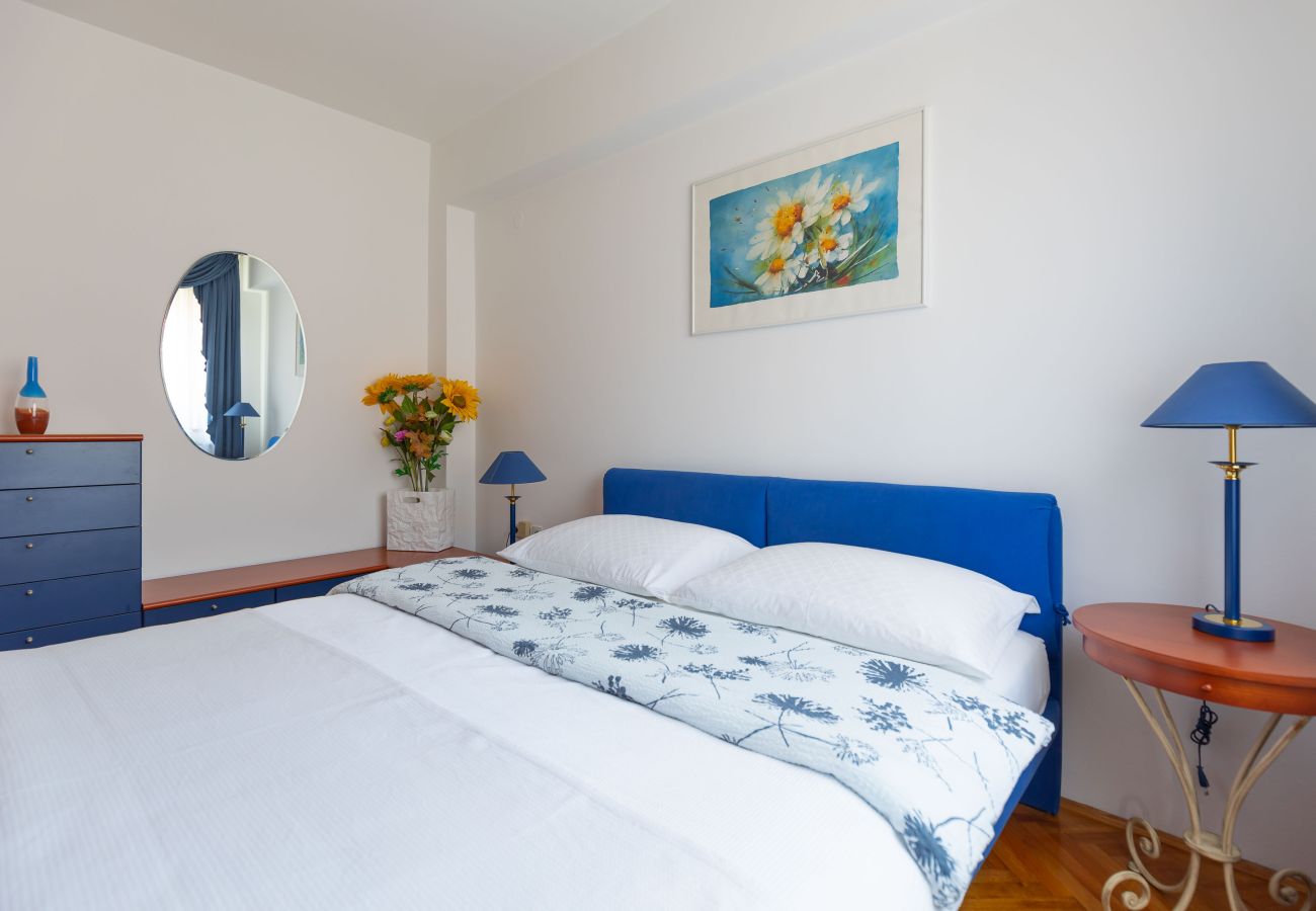 Ferienwohnung in Zadar - Marinko, No. 3, Große Ferienwohnung mit Pool