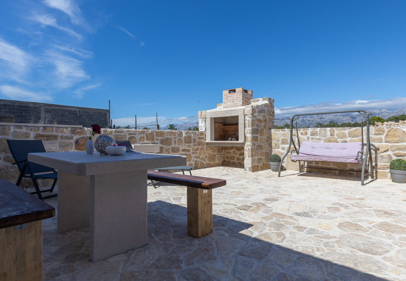 Ferienhaus in Ražanac - Fortica, Ferienhaus mit 2 Terrassen und