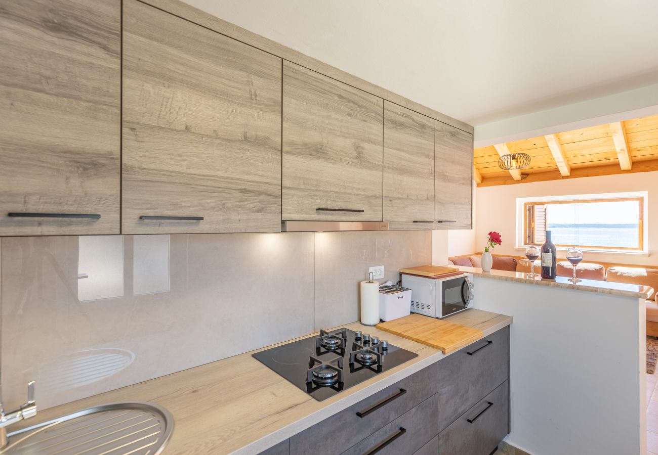 Ferienhaus in Ražanac - Fortica, Ferienhaus mit 2 Terrassen und