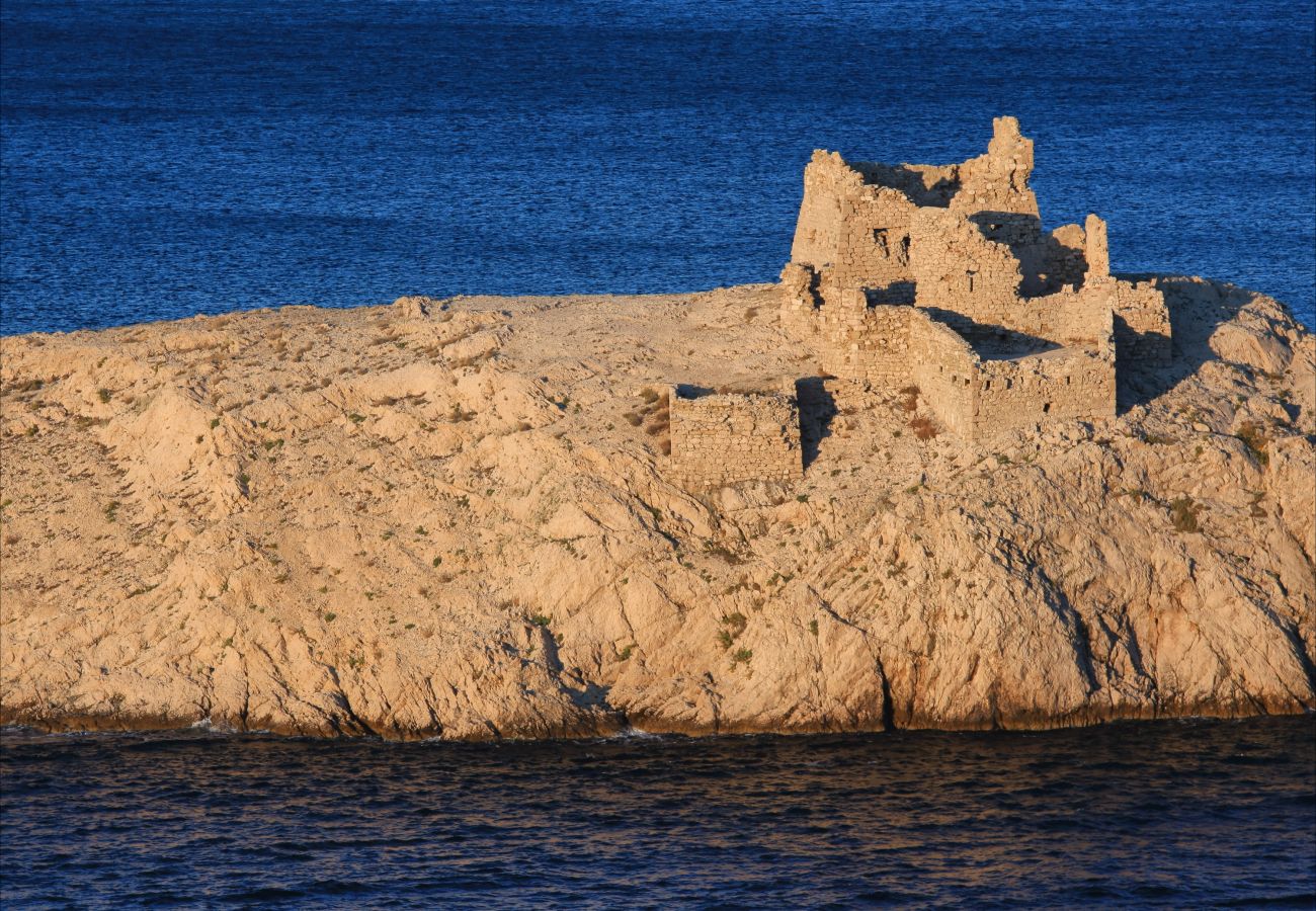 Ferienhaus in Ražanac - Fortica, Ferienhaus mit 2 Terrassen und