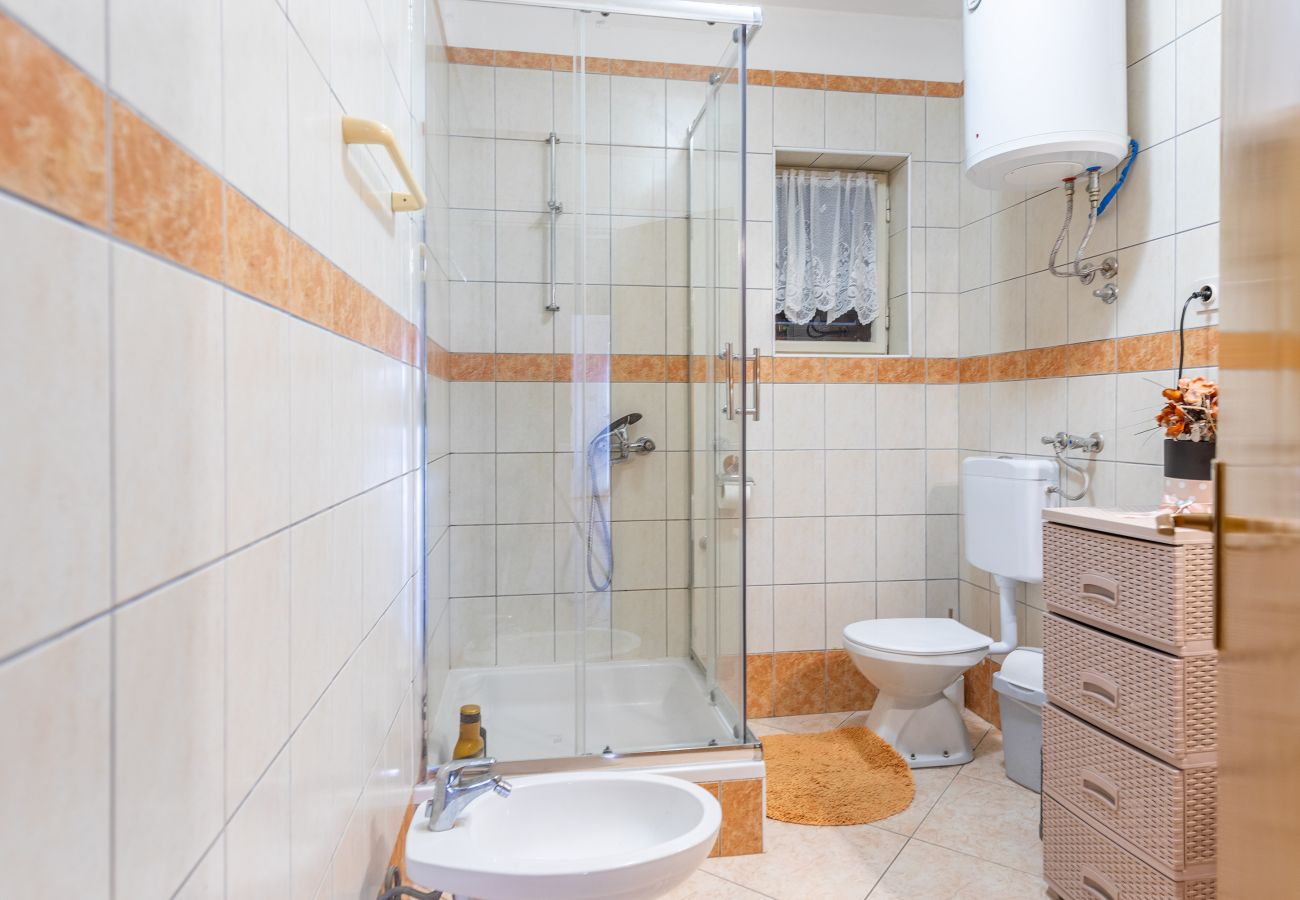 Zimmeranmietung in Starigrad - Tinka, Zimmer No 1