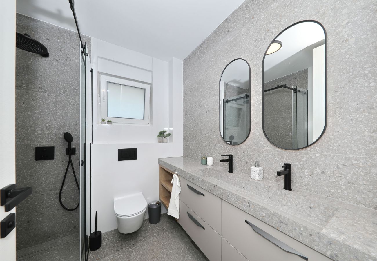 Ferienwohnung in Nin - RoBell