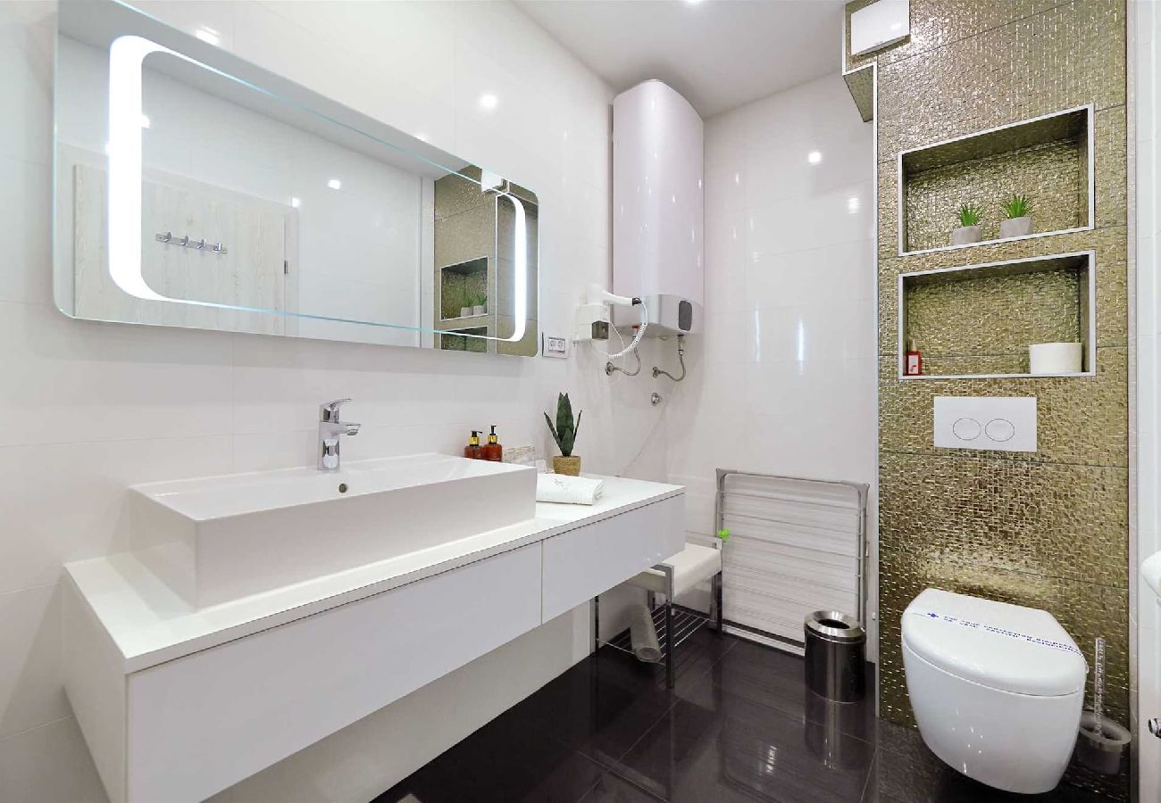 Ferienwohnung in Zadar - Penthouse 6 mit Whirlpool und Meerblick