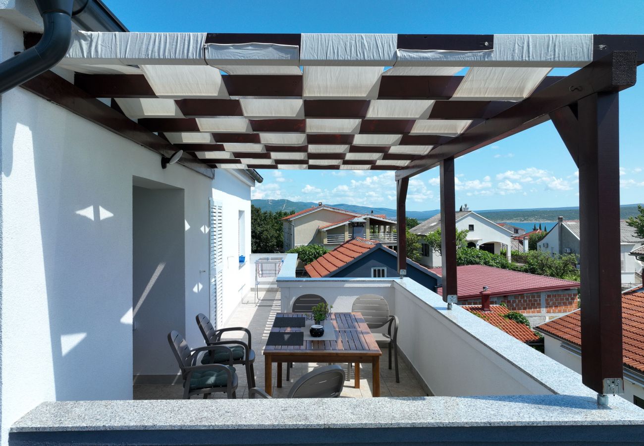 Ferienwohnung in Maslenica - Simaruna, Schöne Ferienwohnung mit Whirlpool,