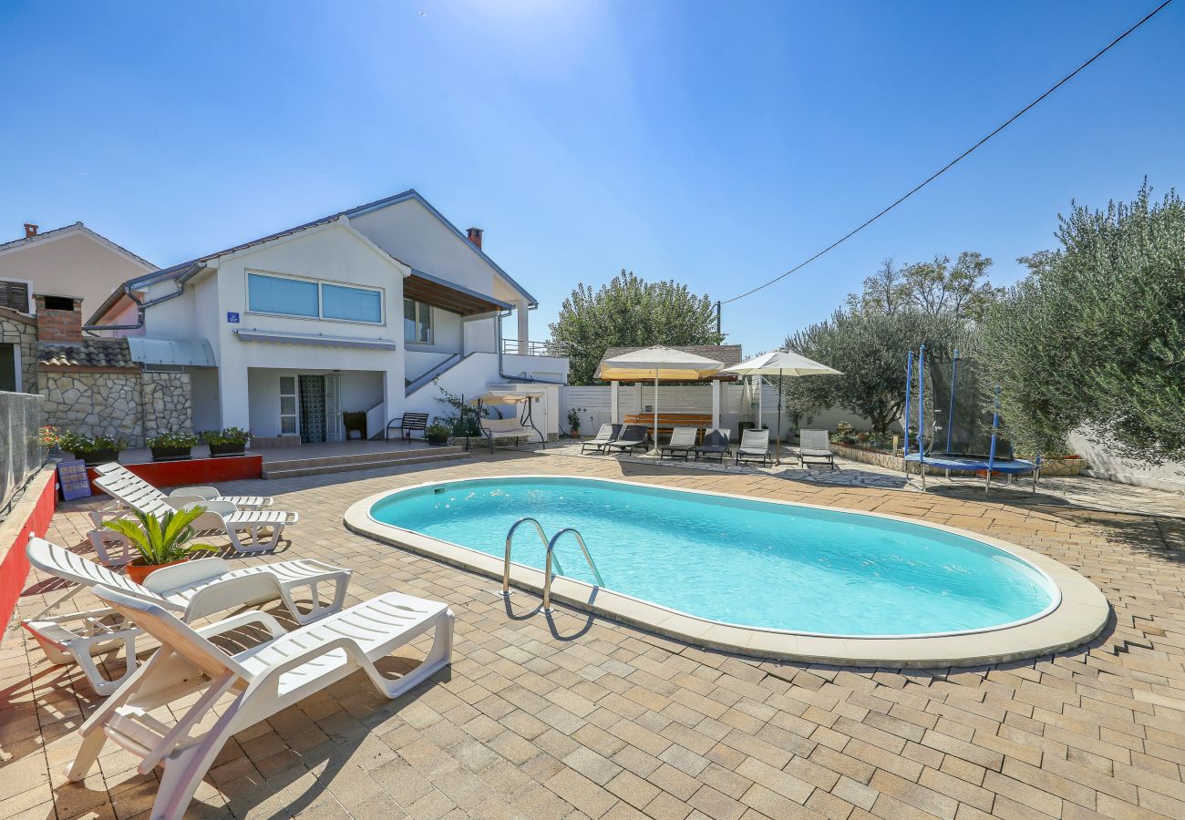 Ferienhaus in Polaca - Polaca, Ferienhaus mit Pool, Grill und