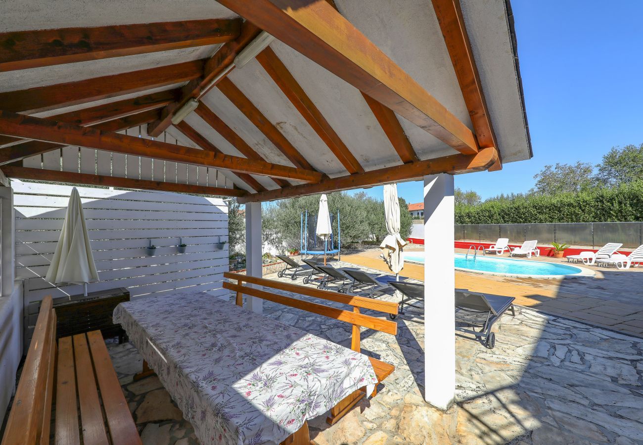 Ferienhaus in Polaca - Polaca, Ferienhaus mit Pool, Grill und