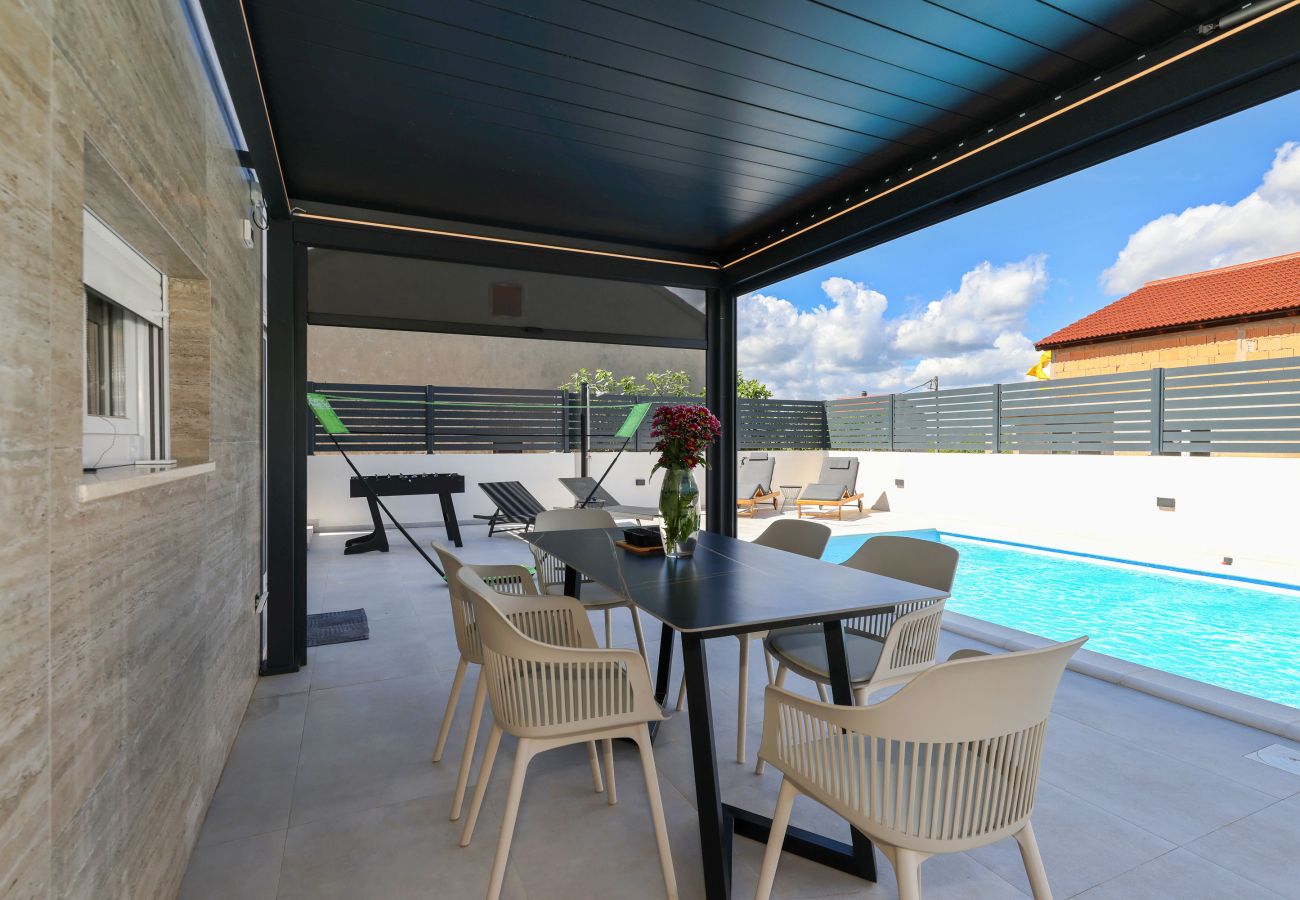 Ferienwohnung in Maslenica - Ferienhaus Kala Maslenica