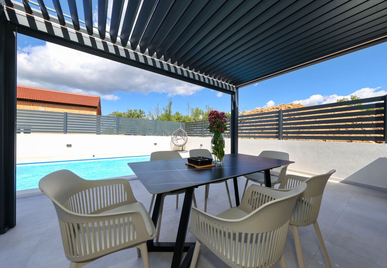 Ferienwohnung in Maslenica - Ferienhaus Kala Maslenica