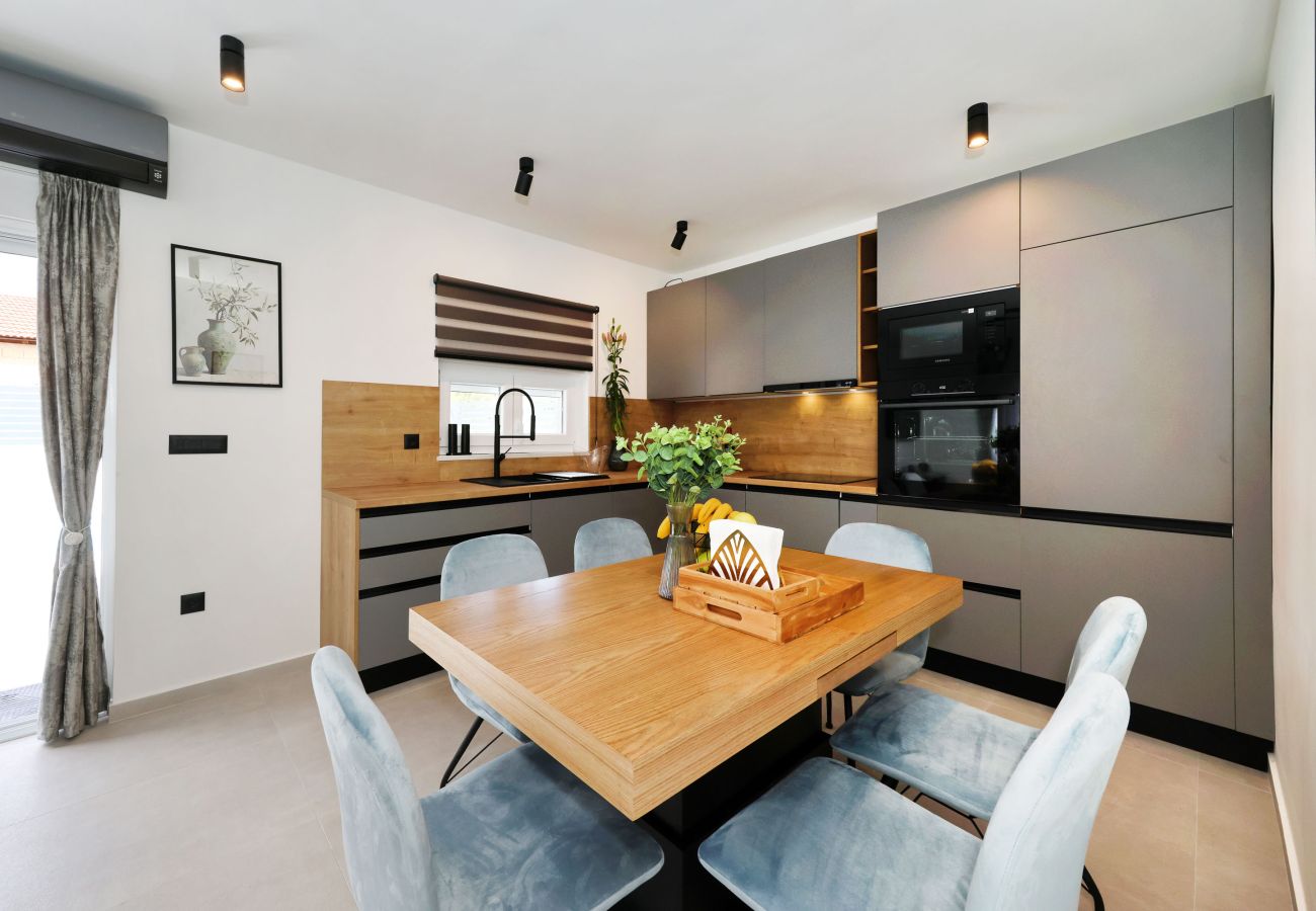 Ferienwohnung in Maslenica - Ferienhaus Kala Maslenica